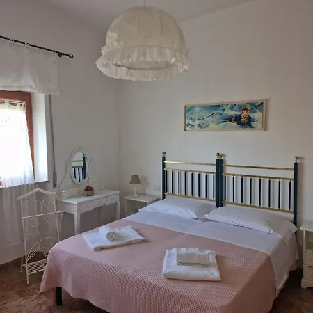 Oliveta 4*