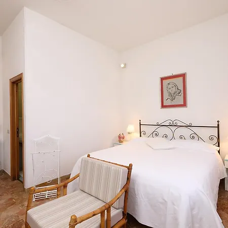 Oliveta 4*